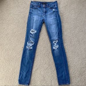 abercrombie destroyed skinny jeans 25 0